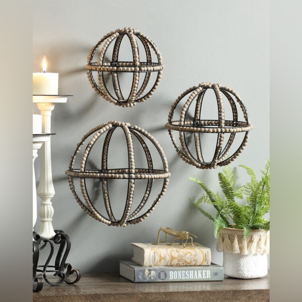 NEW! Lowely Deco Ball Wall Decor